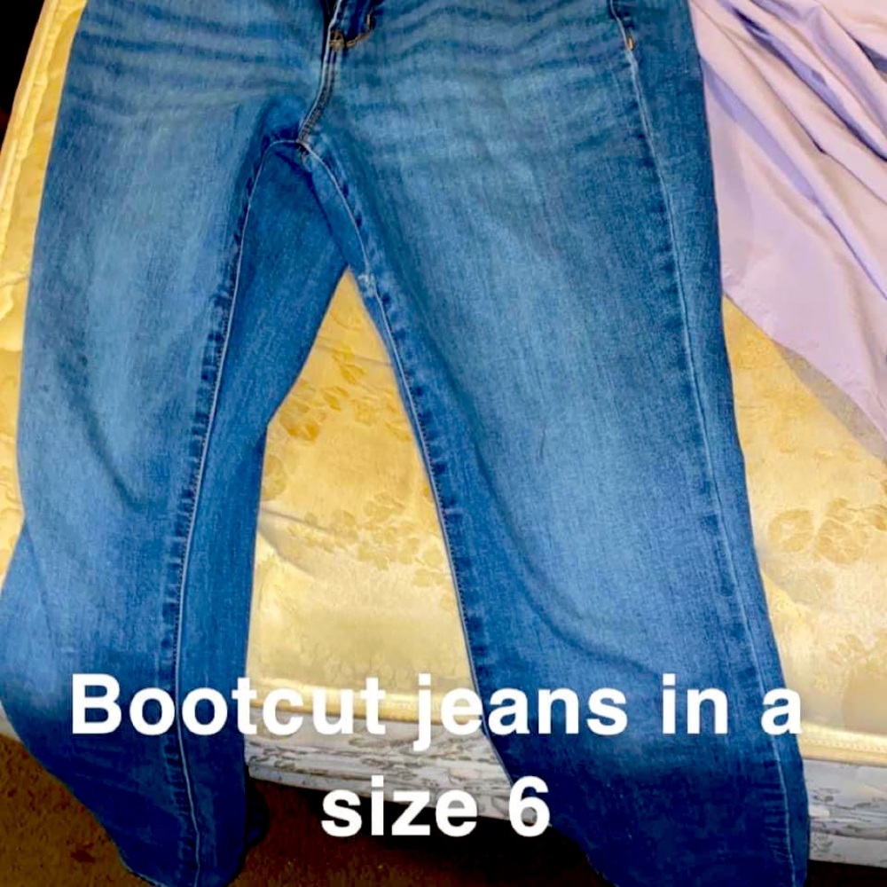 Bootcut jeans